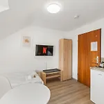 Apart-hotel Home2stay Apartmenthaus In Wifi, Smart Tv, Waschmaschine