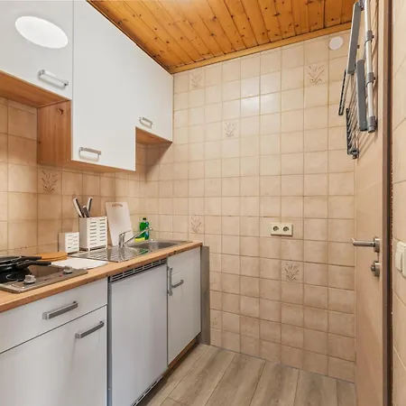 Monteur - Budget, Parking, Wifi, Smart Tv New 3*