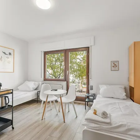 Home2stay Apartmenthaus In Wifi, Smart Tv, Waschmaschine 3* Heilbronn