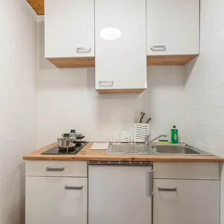 Home2stay Apartmenthaus In Wifi, Smart Tv, Waschmaschine 3*