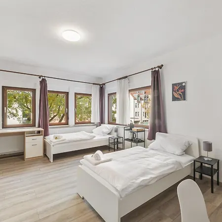 Monteur - Budget, Parking, Wifi, Smart Tv New Hotel apartamentowy