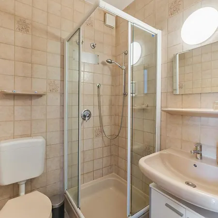 Apart-hotel Home2stay Apartmenthaus In Wifi, Smart Tv, Waschmaschine