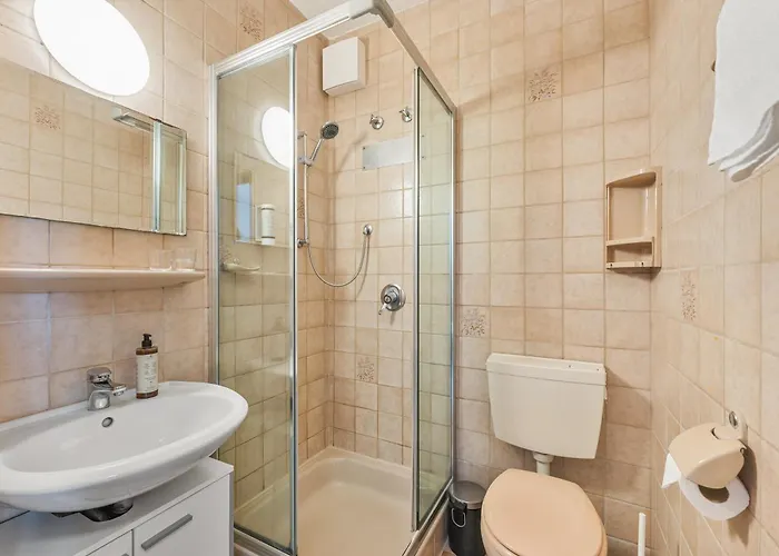 Aparthotel Monteur - Budget, Parking, Wifi, Smart Tv New