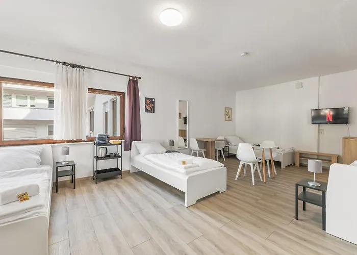 Aparthotel Monteur - Budget, Parking, Wifi, Smart Tv New 3*